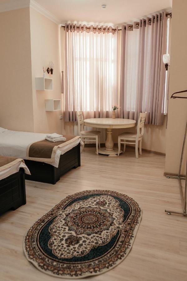 Casa De Higos Bed and Breakfast Samarkand Esterno foto